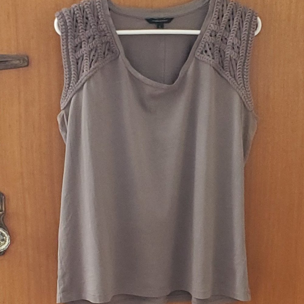 Banana Republic Tank Top with Crochet Shoulder Detail Size L Olive/Taupe